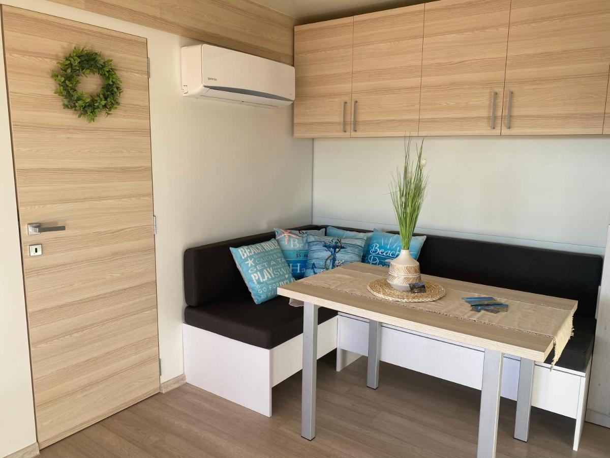 Amore Del Mare, Seaside Family Pace, Free Parking And Wifi In Camp Dalmatino Drage Exterior photo