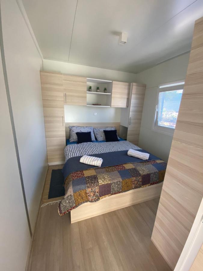 Amore Del Mare, Seaside Family Pace, Free Parking And Wifi In Camp Dalmatino Drage Exterior photo