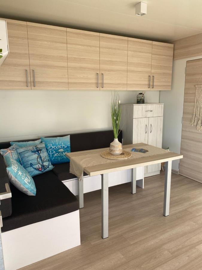 Amore Del Mare, Seaside Family Pace, Free Parking And Wifi In Camp Dalmatino Drage Exterior photo