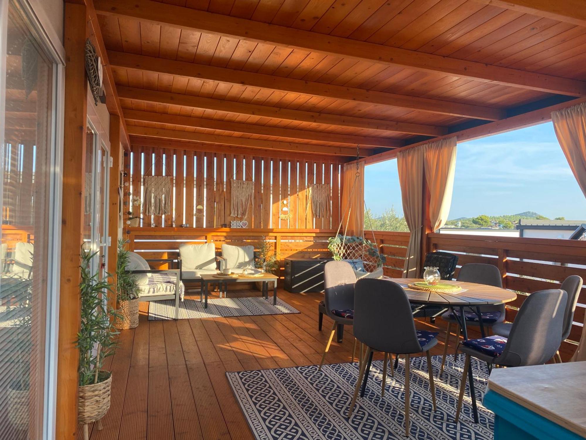 Amore Del Mare, Seaside Family Pace, Free Parking And Wifi In Camp Dalmatino Drage Exterior photo